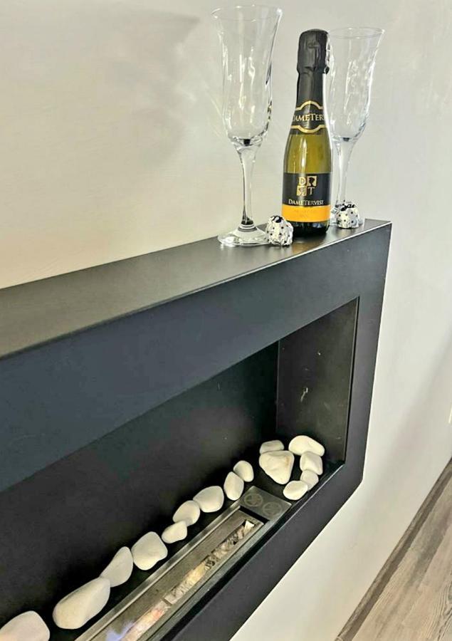 La Dimora Nel Borgo Apartment Vitorchiano Exterior foto